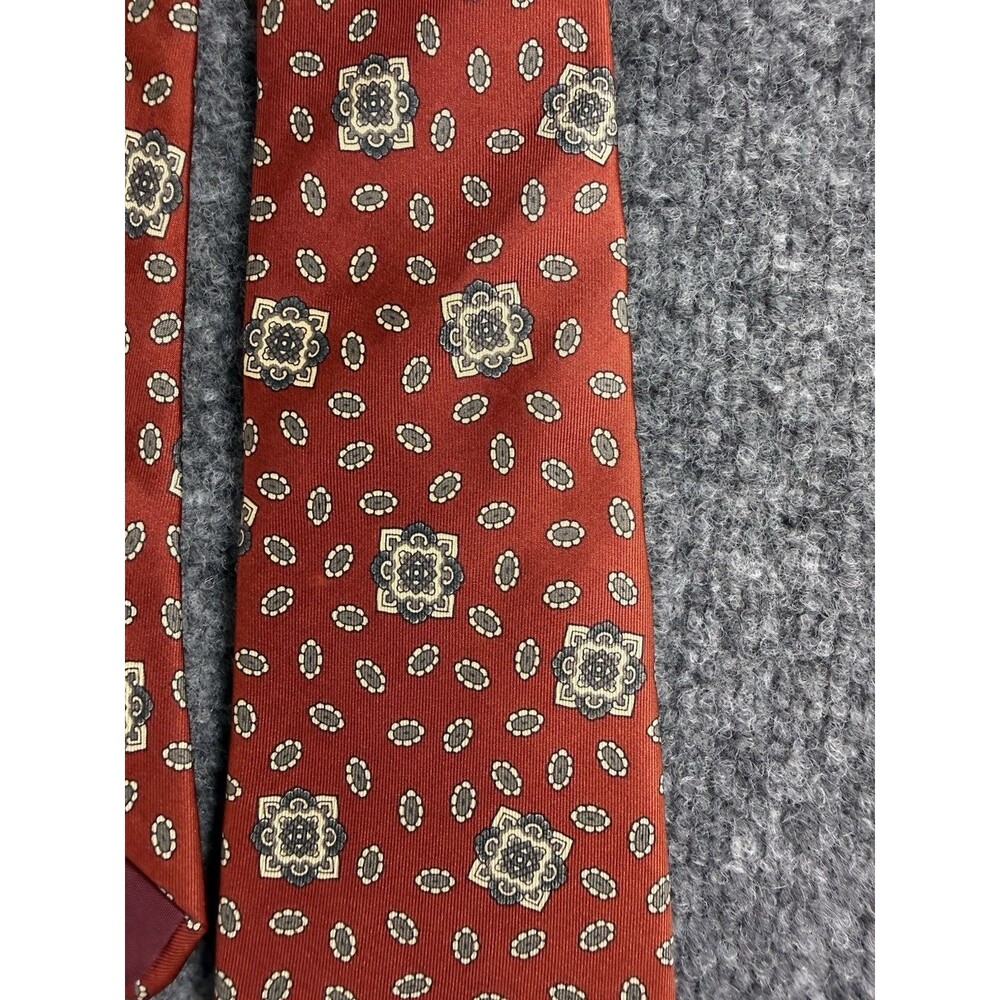 Vintage John Henry 100%Silk Tie – Rust Red Medallion – Made in USA